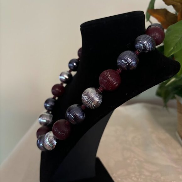 Beautiful Wine, Grey and Silver Color Beaded Necklace - 21" - Picture 6 of 8
